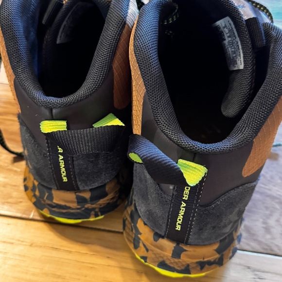 Under Armour mens Charged Bandit Trek 2 boots - Picture 3 of 5